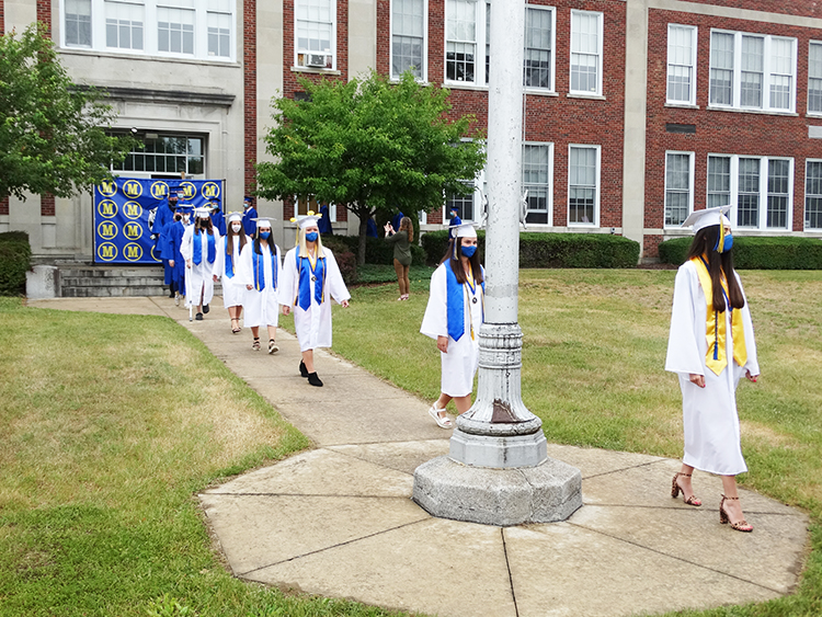 60 Class of 2020 graduates bid farewell to Mayfield Jr./Sr. High School Mayfield Central